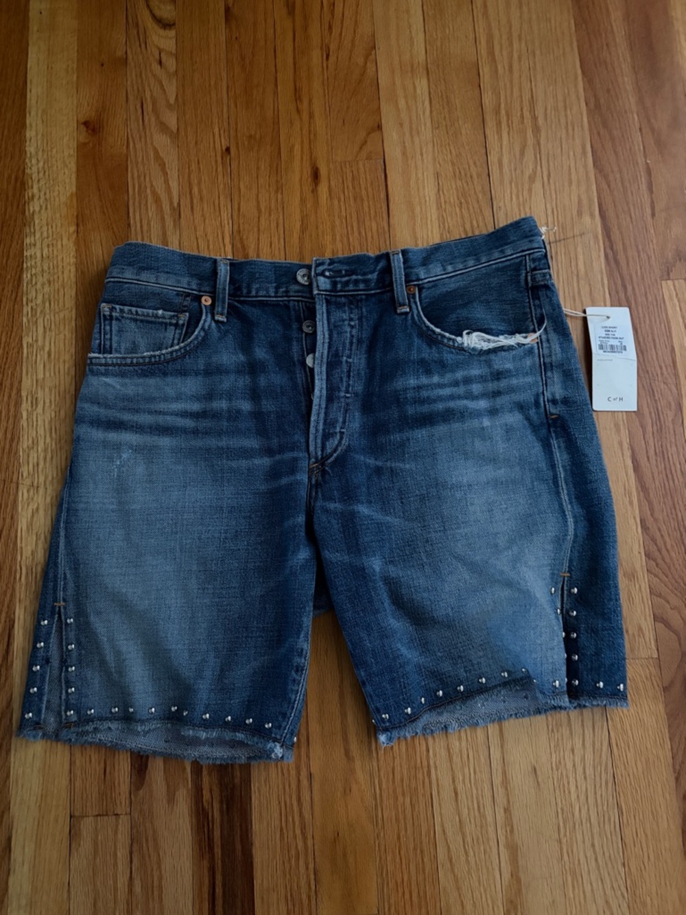 NWT Citizens of Humanity Liya Shorts in Side Slit Studded Fade Out Sz 28